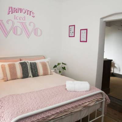 VoVo Suite bedroom Maitland Accommodation